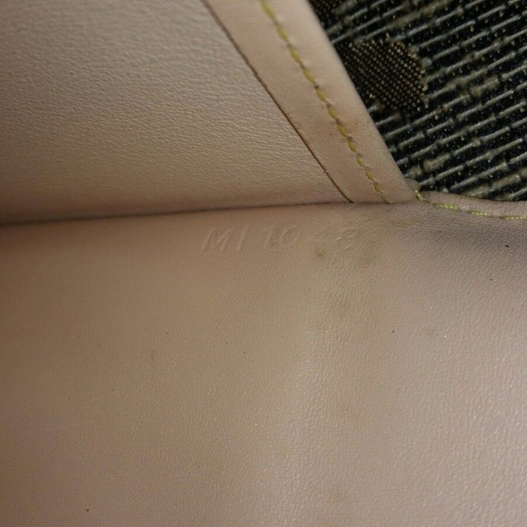 SOLD! LOUIS VUITTON Eugene Wallet Multi Murakami - Picture 8 of 8