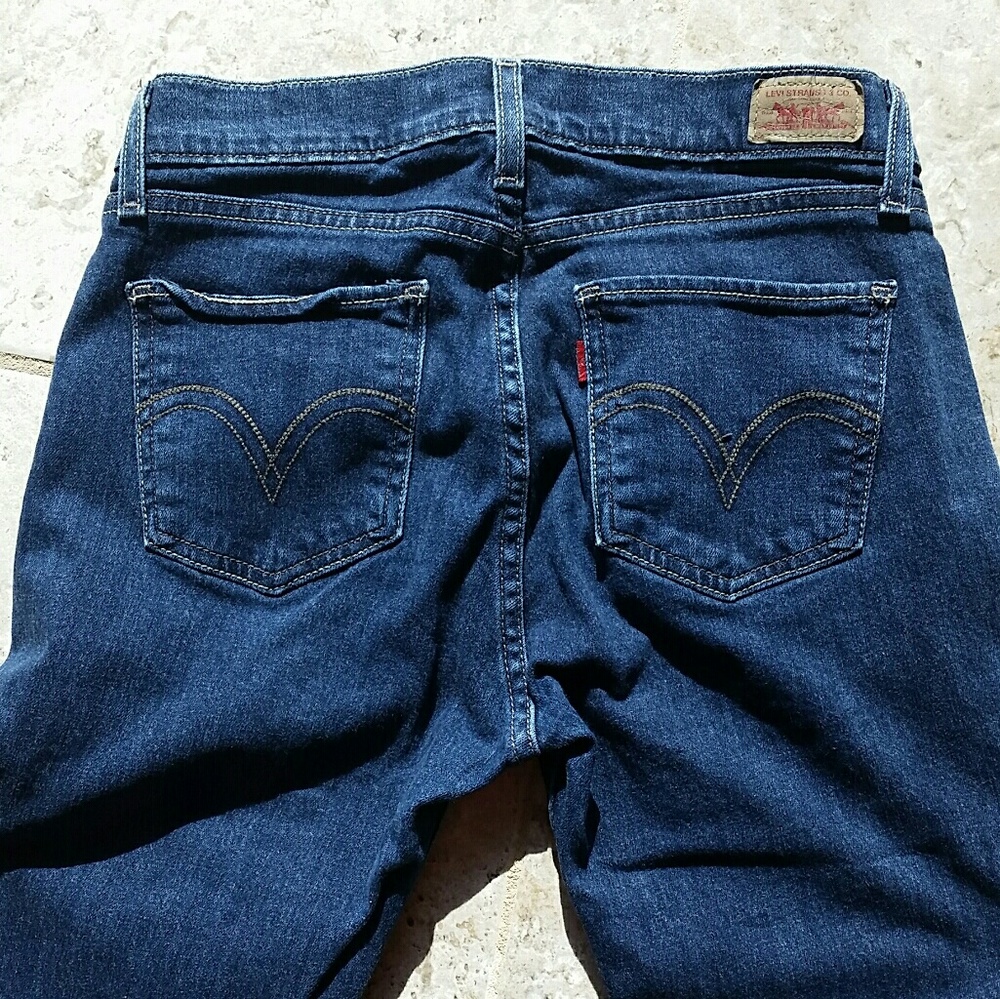 Levi Jeans - Picture 2 of 4