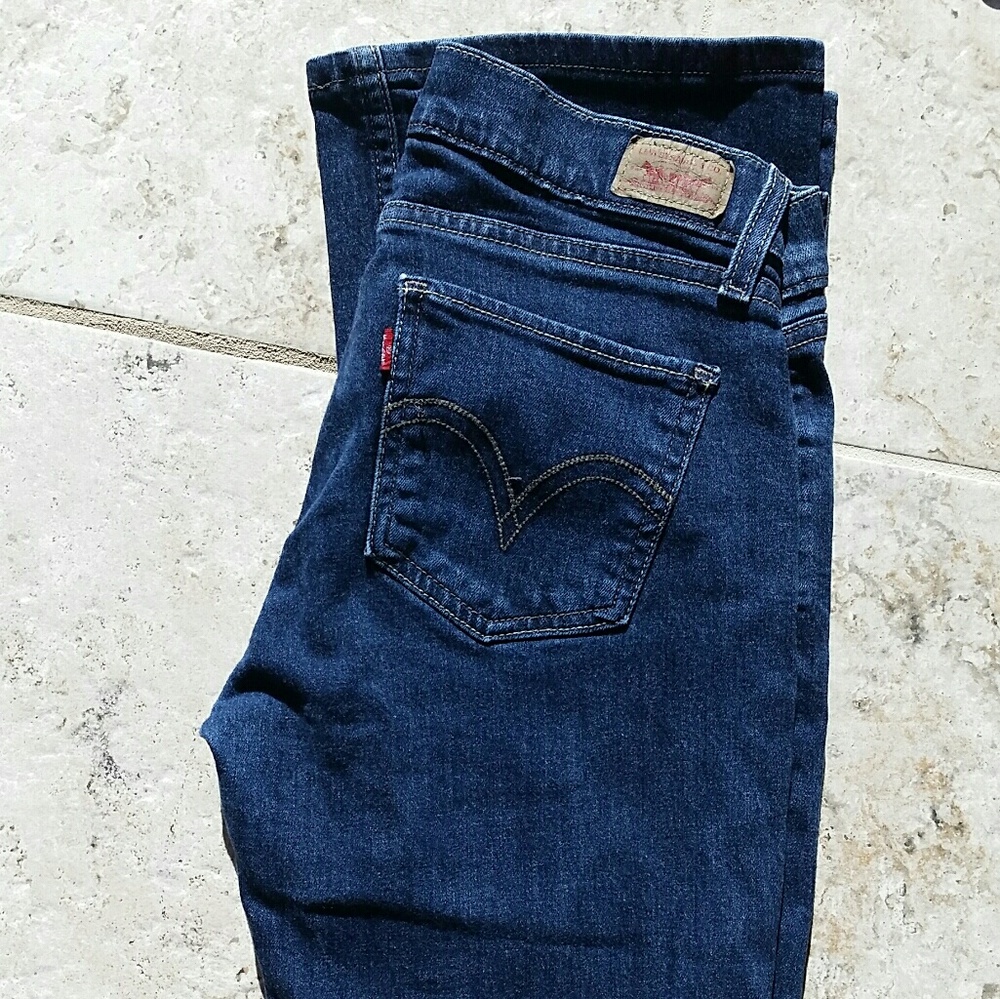 Levi Jeans - Picture 3 of 4