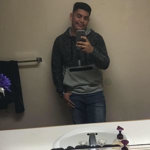 Meet your Posher, Victor