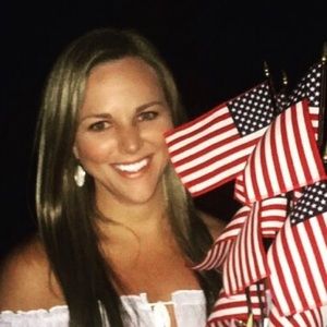 Meet your Posher, Katelyn