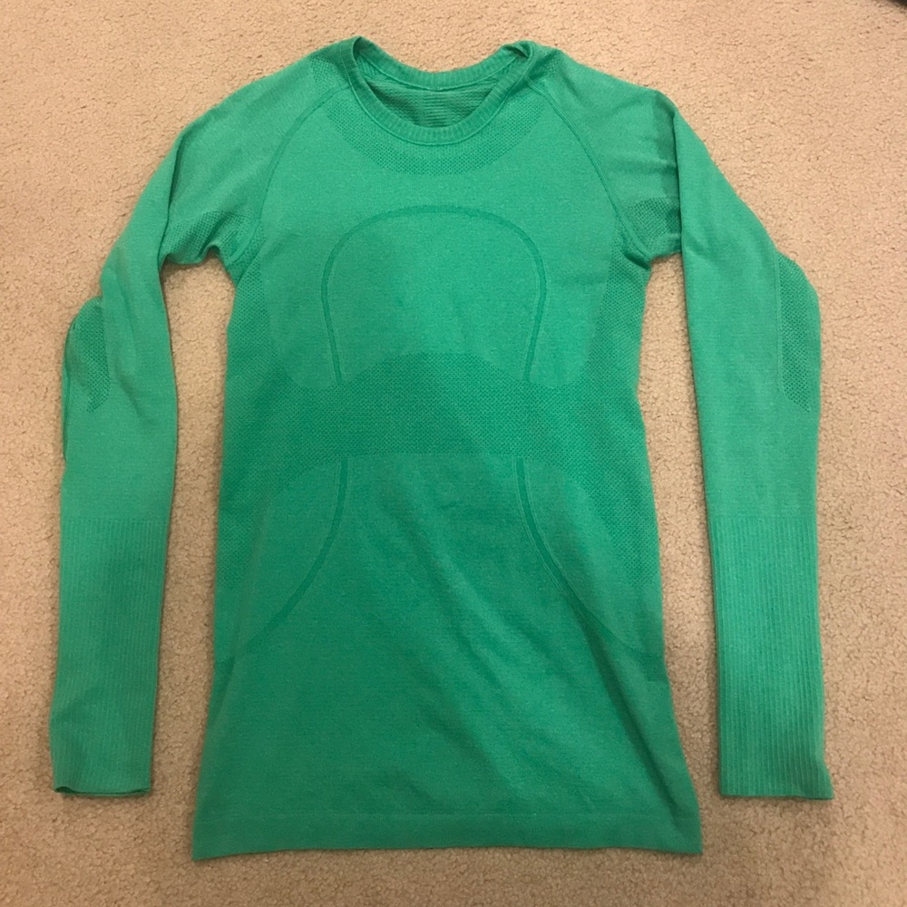 lululemon Swiftly Tech Long Sleeve Crew