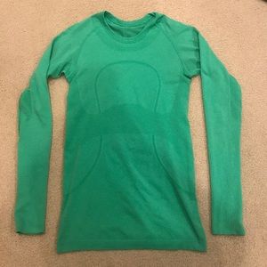 lululemon Swiftly Tech Long Sleeve Crew