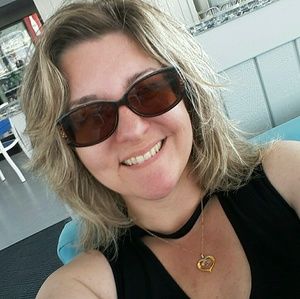 Meet your Posher, Joan