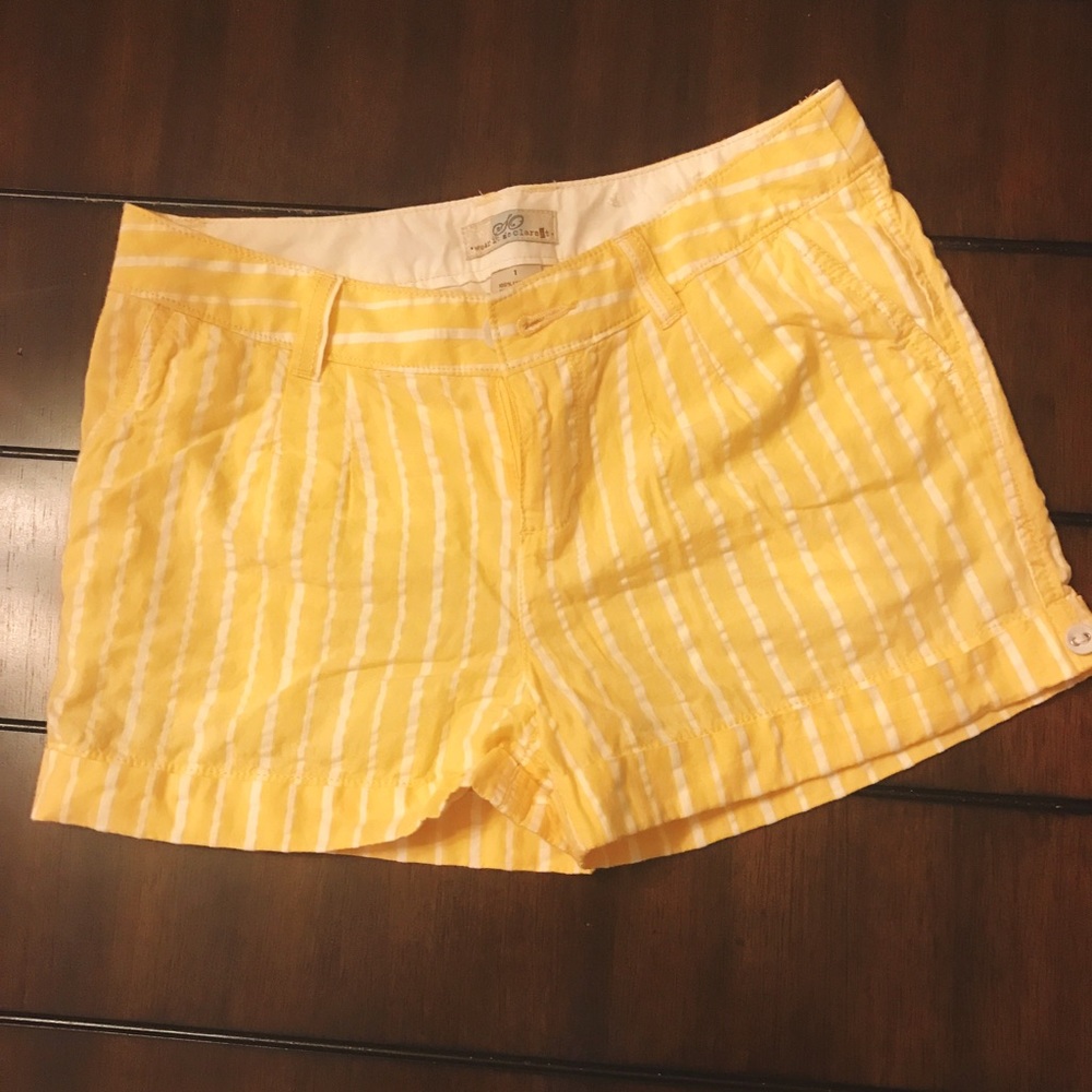 Yellow cotton shorts