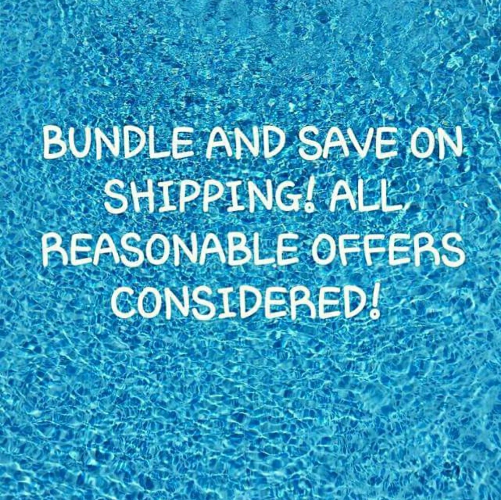 PRICE⬇️CLOSET CLEAROUT! Make a bundle and save!
