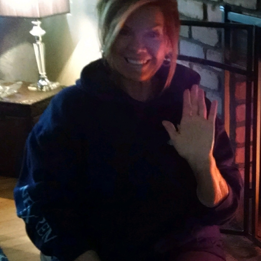 Meet your Posher, Elizabeth