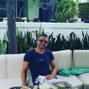 Meet your Posher, Yasin