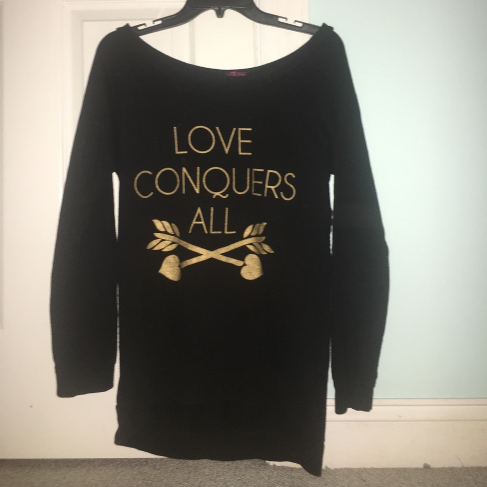 "love conquers all" oversized sweater