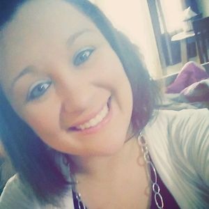 Meet your Posher, Maegan