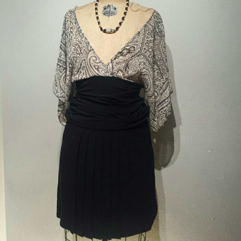 Dress - Picture 3 of 6