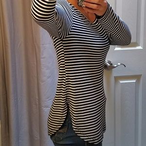 Striped Long-sleeved tee