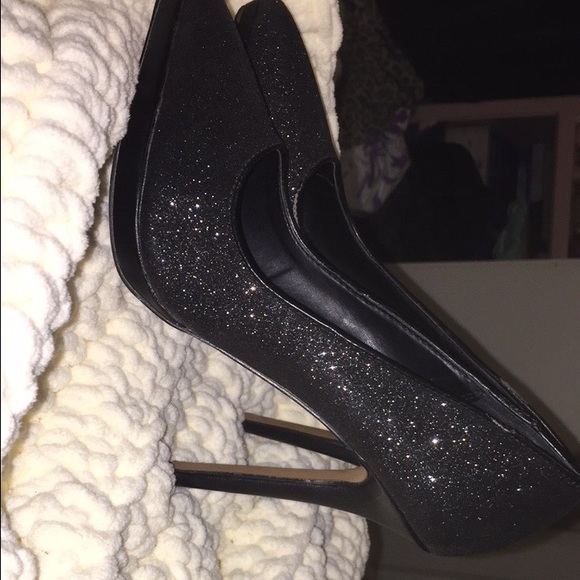 Aldo heels ๐๐๐๐ - Picture 2 of 4