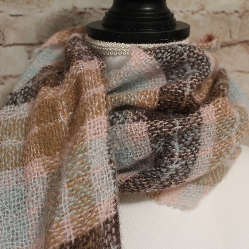 Scarf - Picture 3 of 4