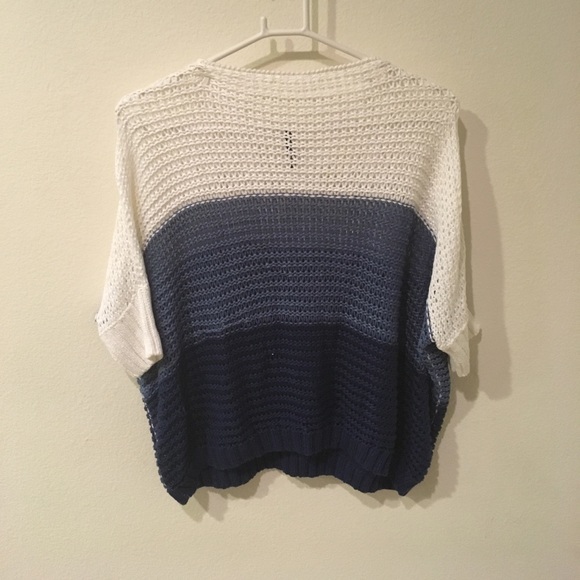 White and blue knit sweater - Picture 2 of 2