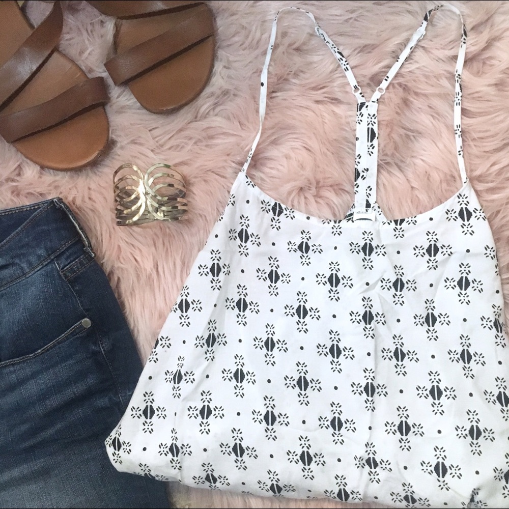 NWOT Tribal Pattern Top