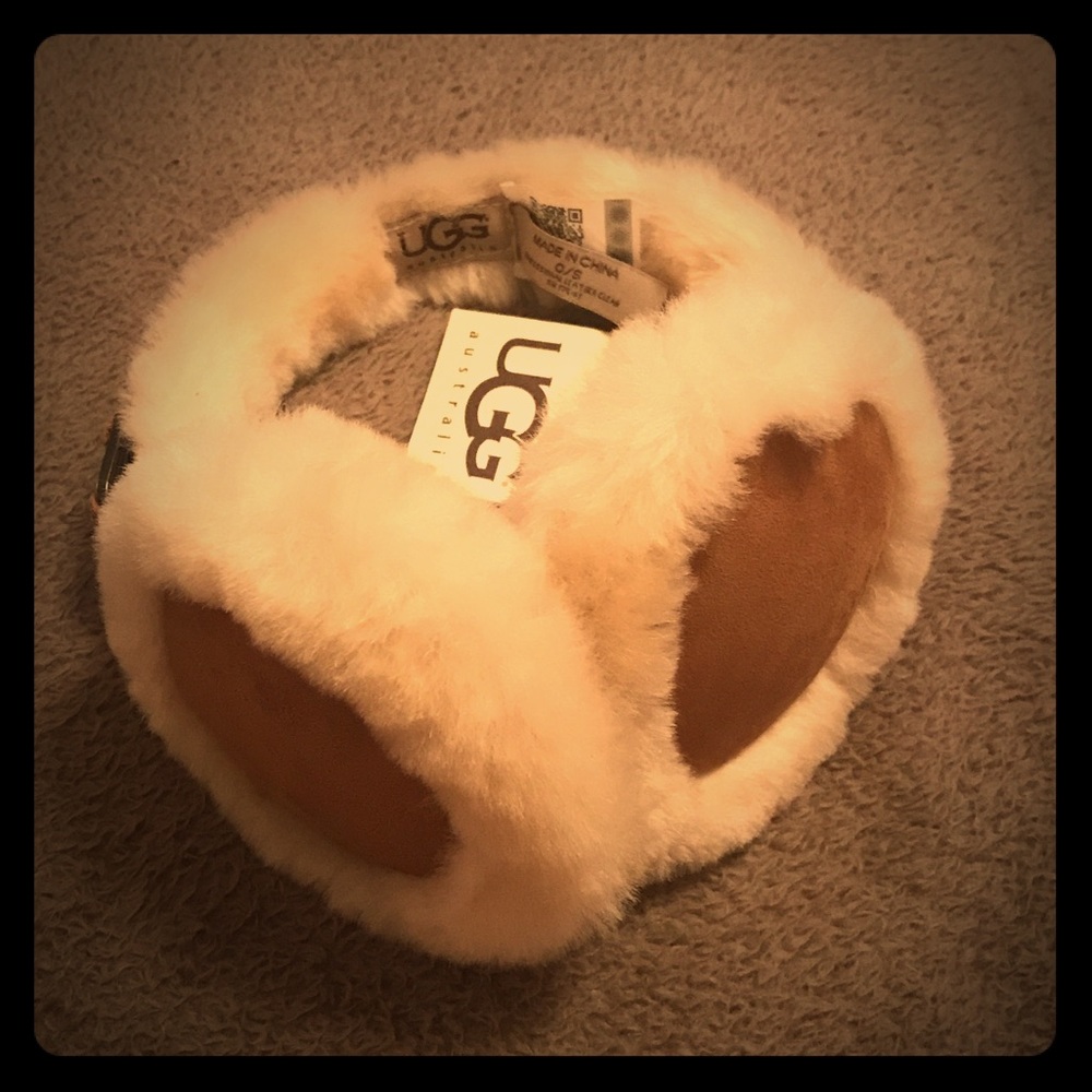 UGG Australia U-Logo Shearling Leather Earmuff
