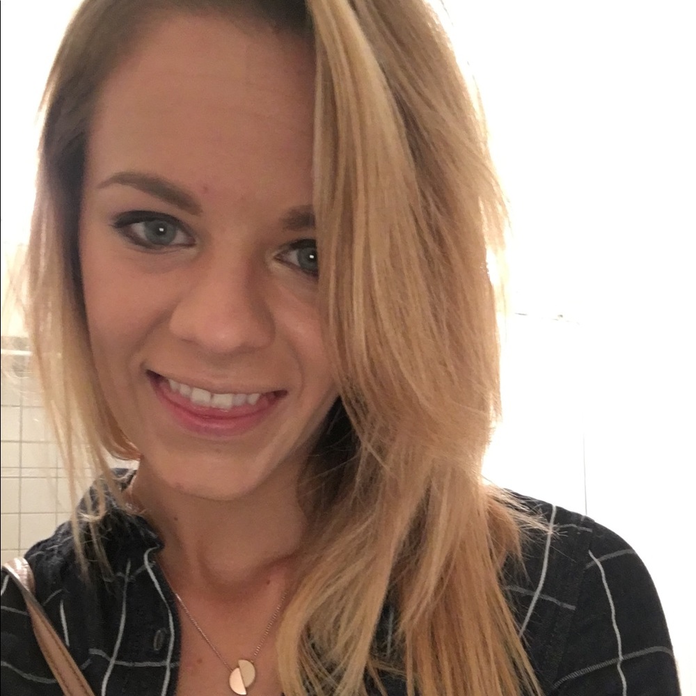 Meet your Posher, Leighann