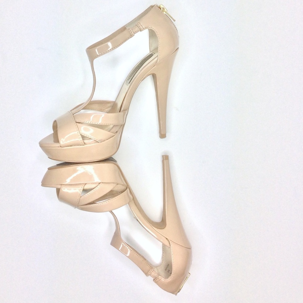 Steve Madden Nude Heels / Shoes