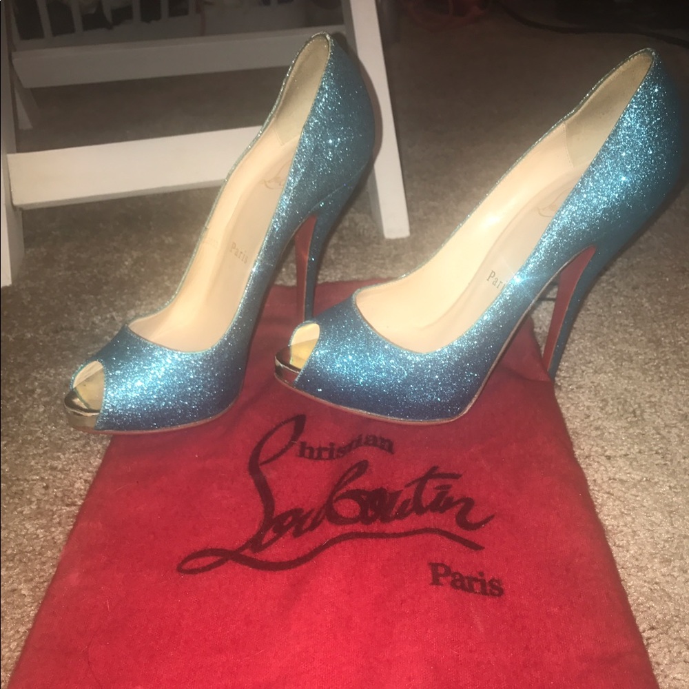 Turquoise Christian Louboutins Size 36