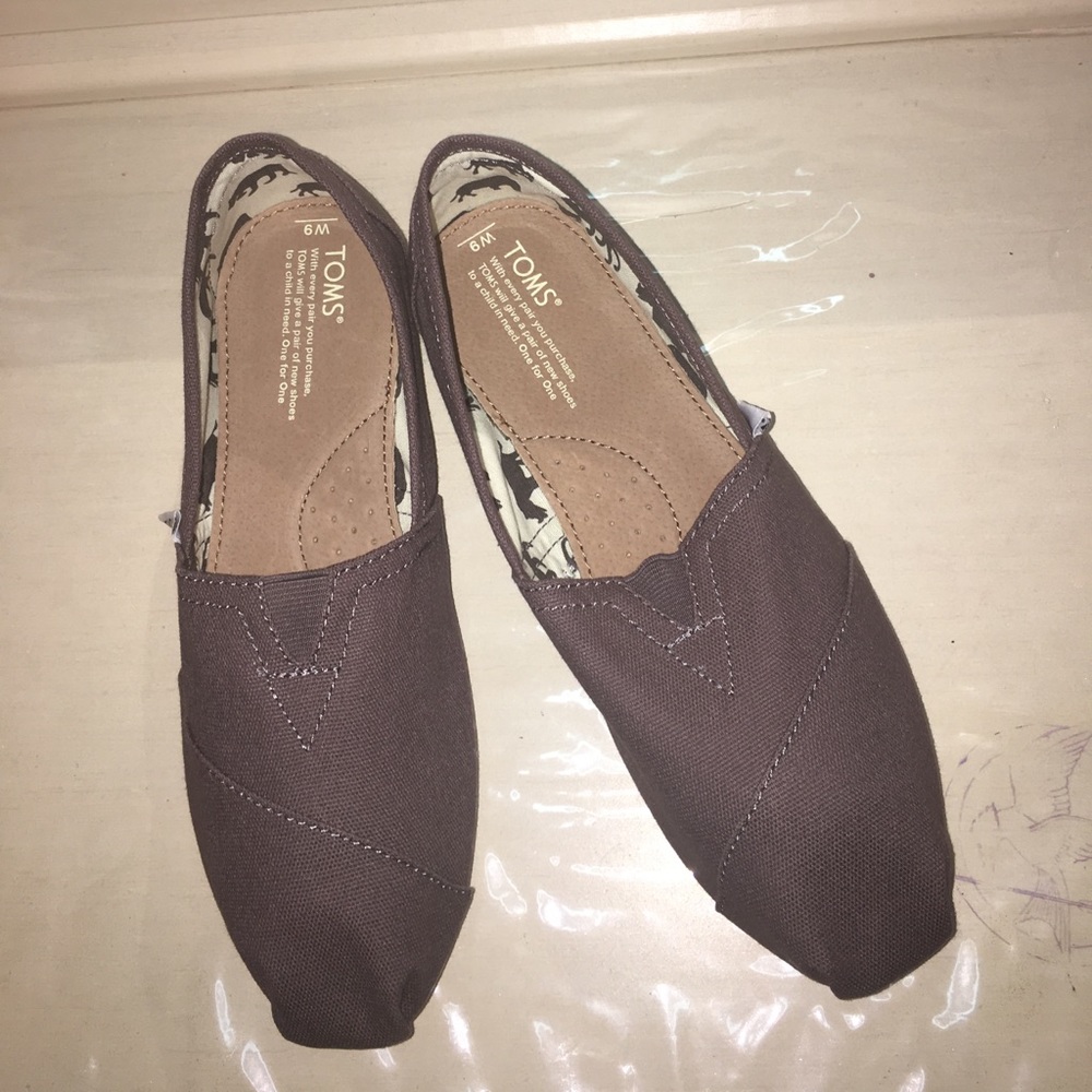 Grey TOMS