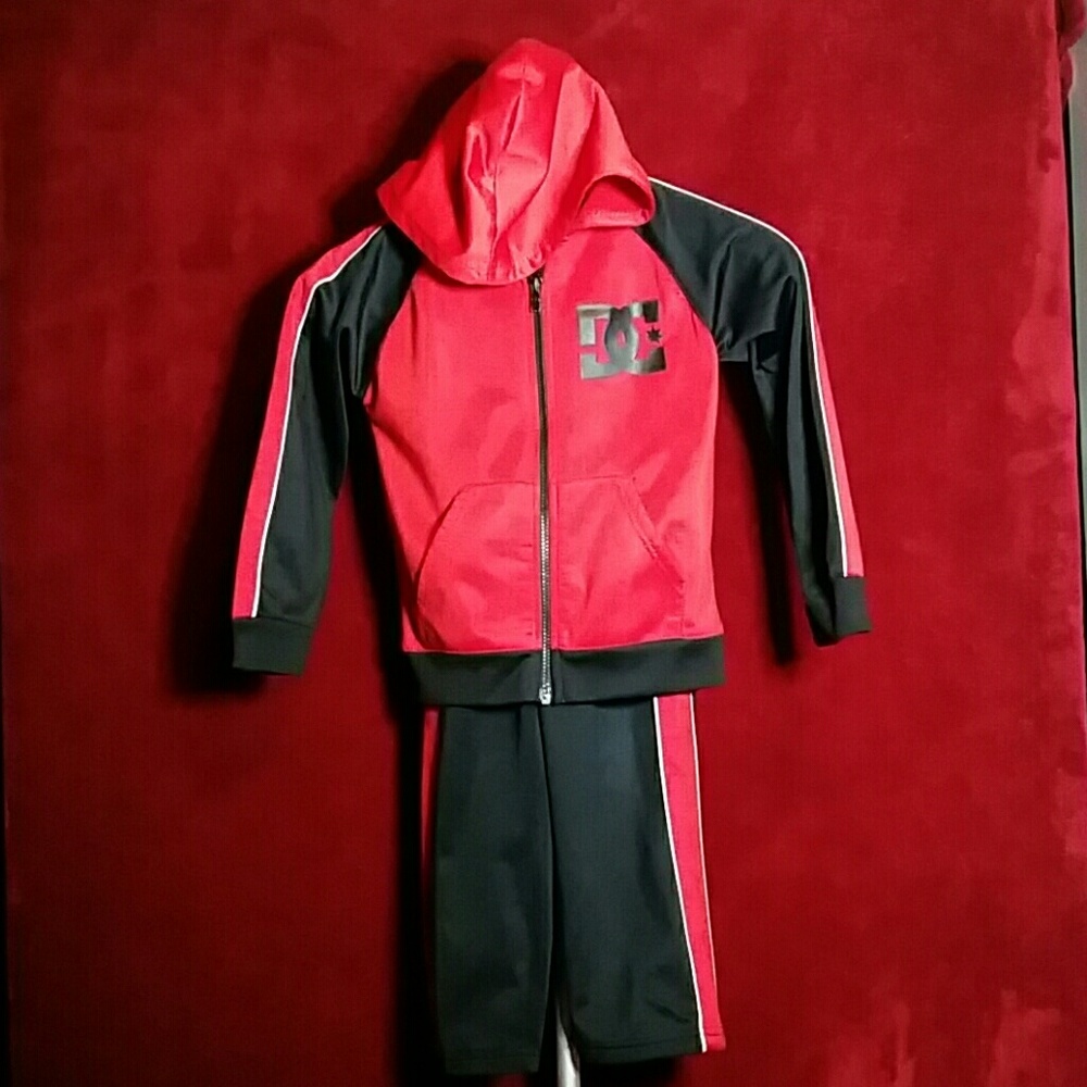 DC Boys track suit with hoodie in great condition!