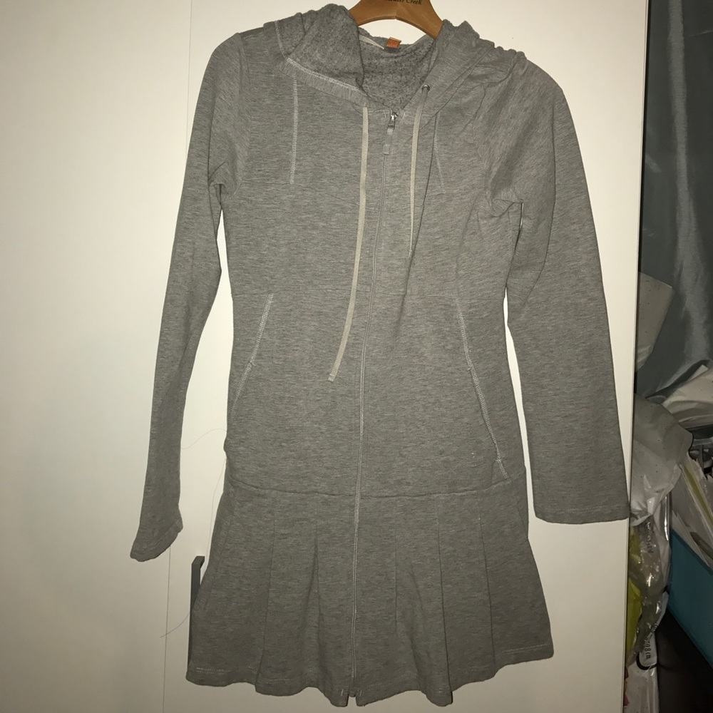 Lucy zip up sweatshirt