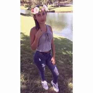 Meet your Posher, Daniela