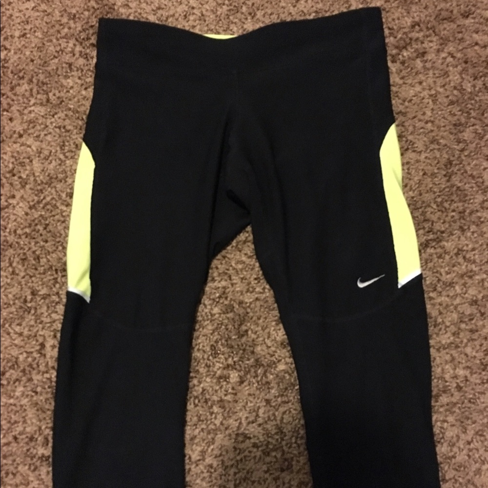 Nike Crop Leggings