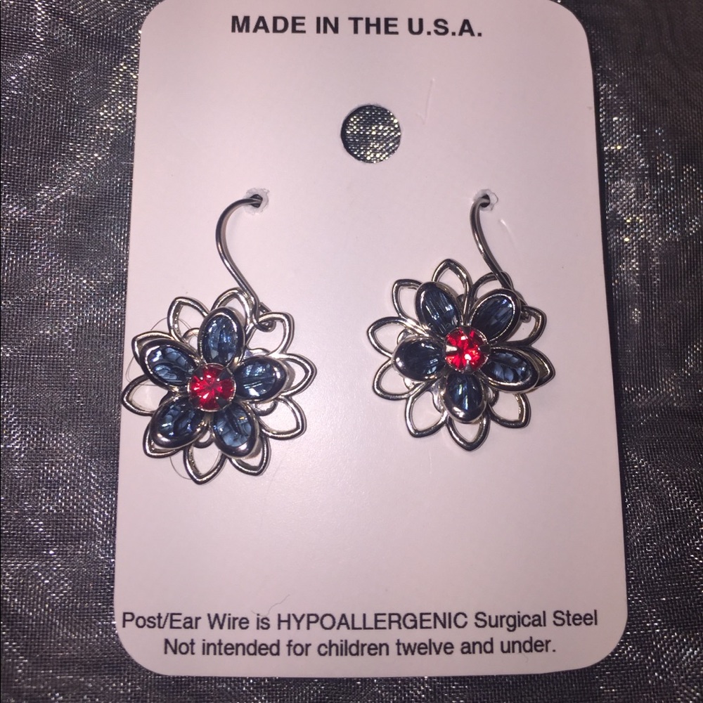 Swarovski Crystal Earrings 💋💄💁