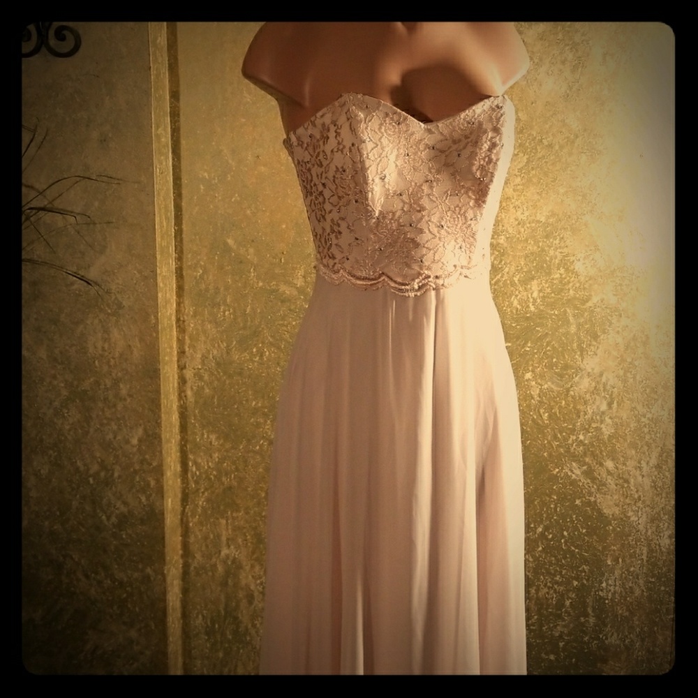 NWT Embellished Pink lace strapless evening gown
