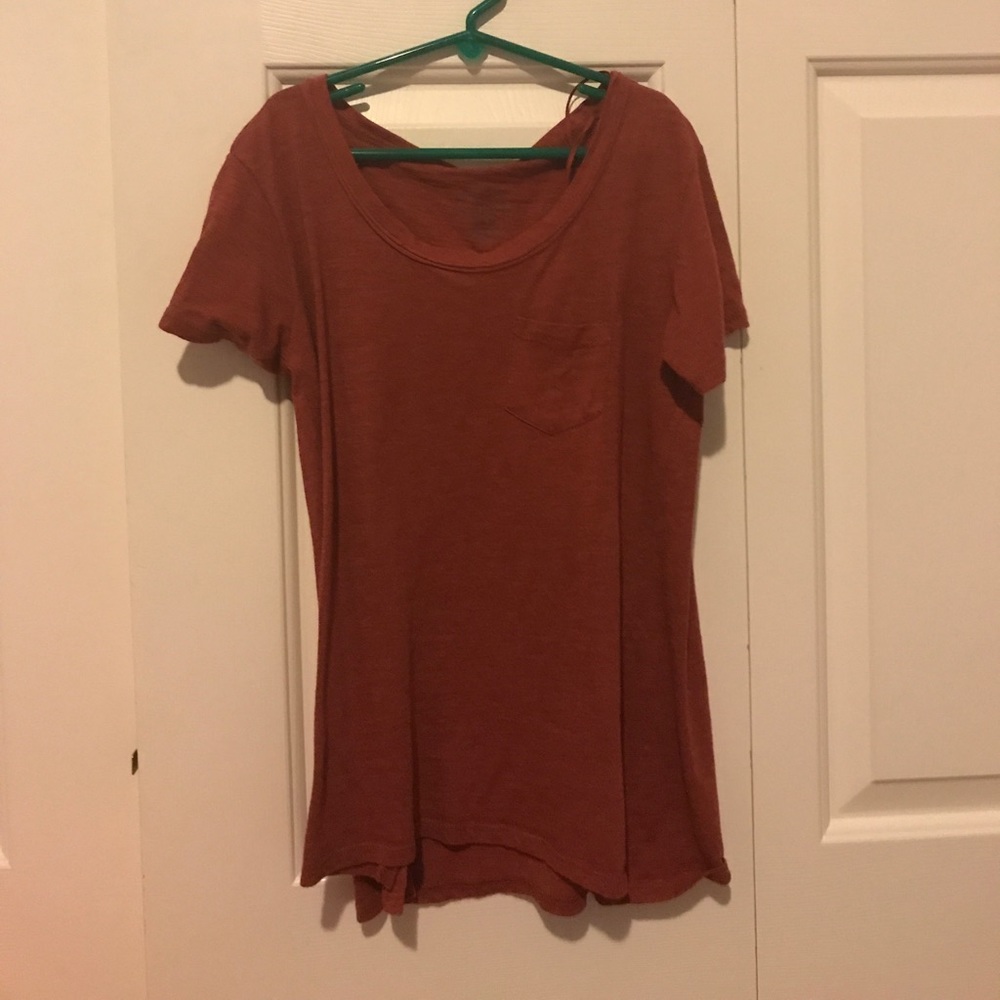 Aeropostale orange relaxed tee.