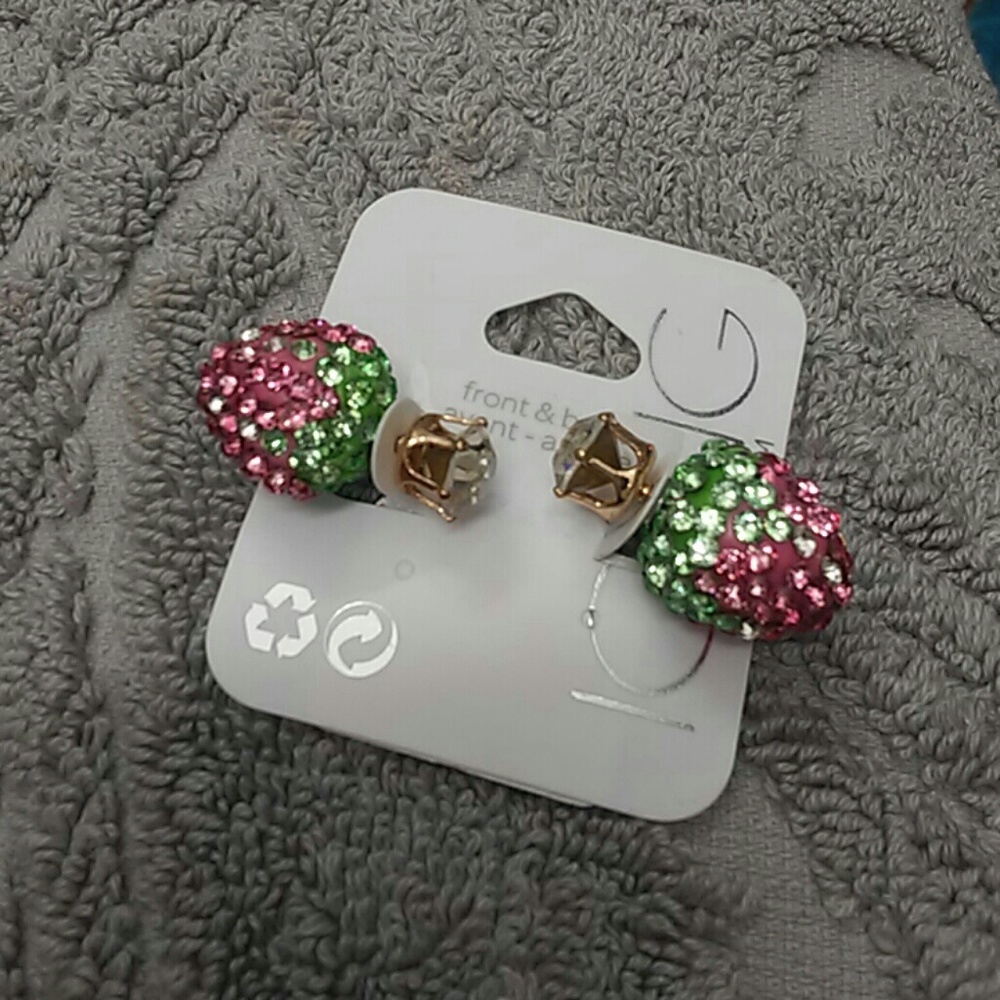 Strawberry earnings