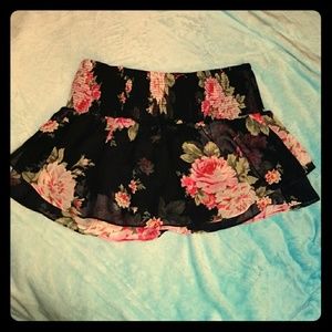 Beautiful Chiffon Skort NWT Express