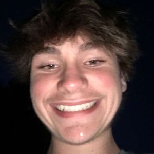 Meet your Posher, Ari