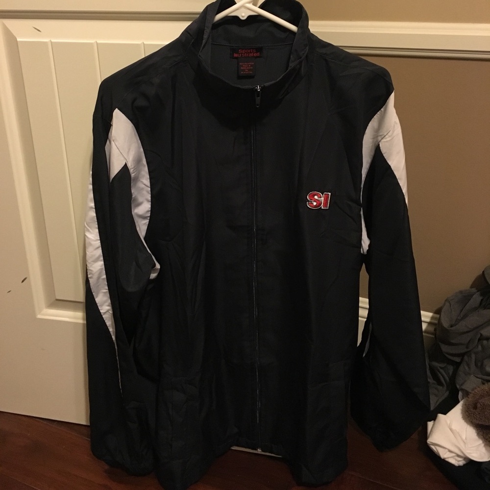 Sports illustrated wind breaker