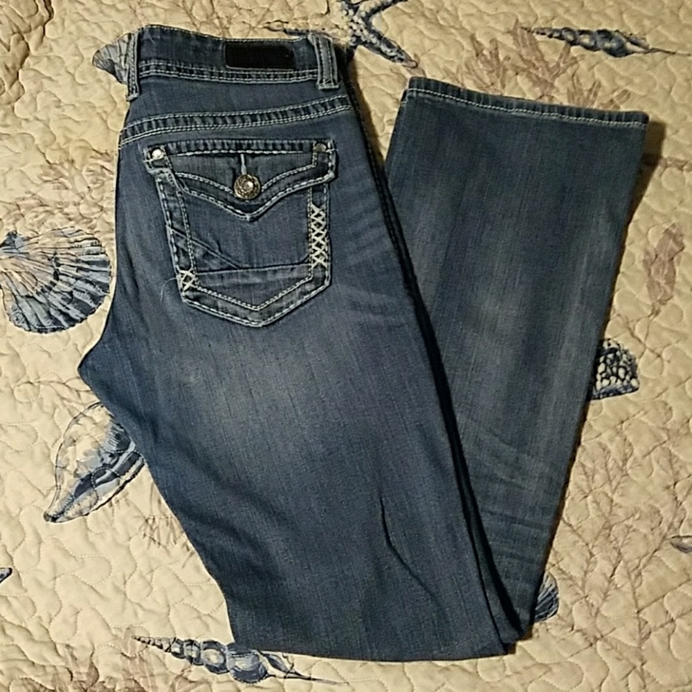 Day trip virgo boot cut BKE