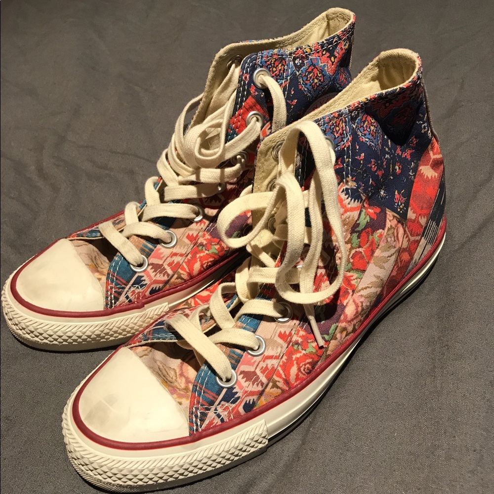 Printed converse high tops