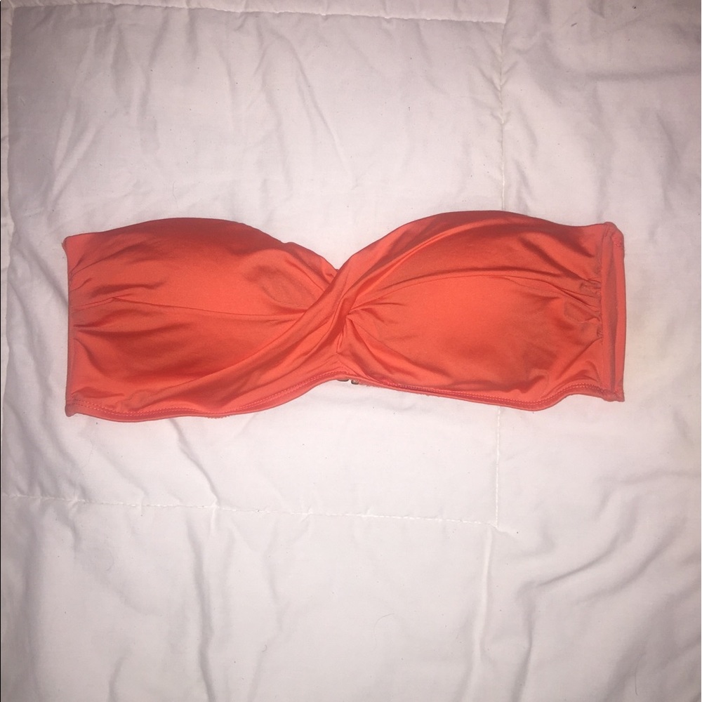 Strapless bathing suit top