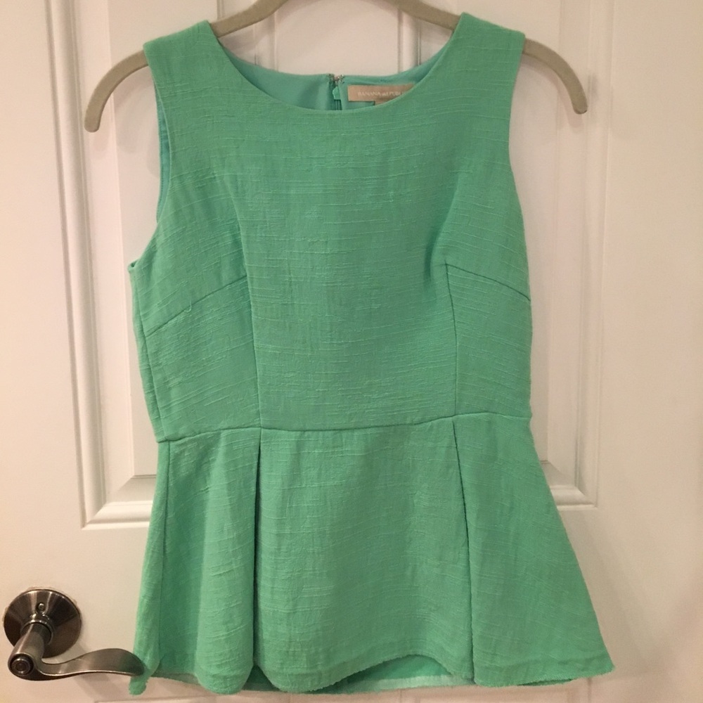 Hardly worn tank top