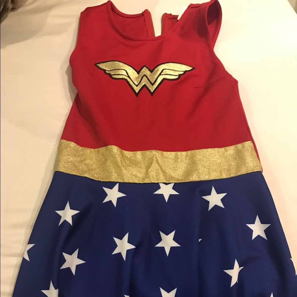Wonder Woman M costume