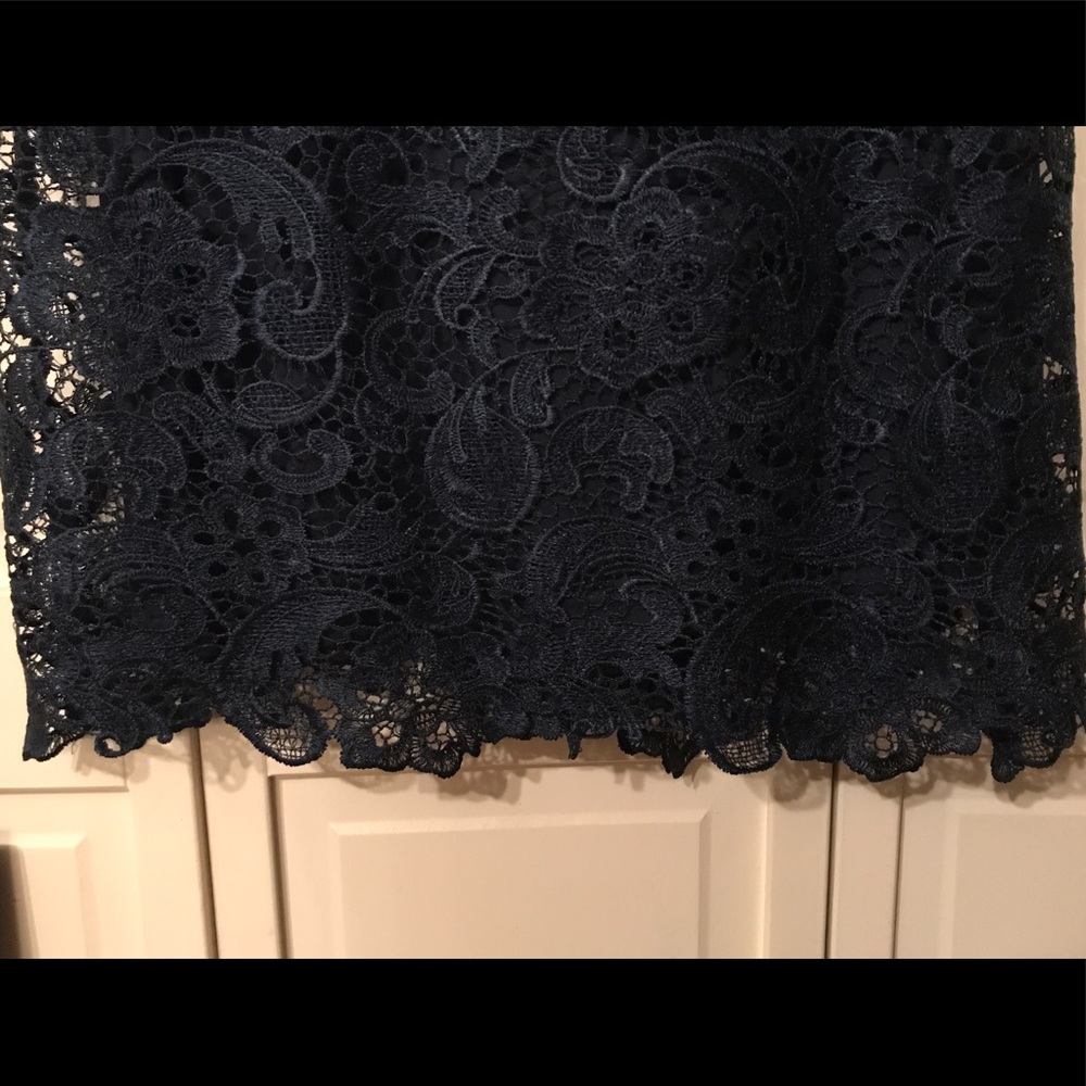 PERFECT HOLIDAY DRESS - Picture 5 of 10