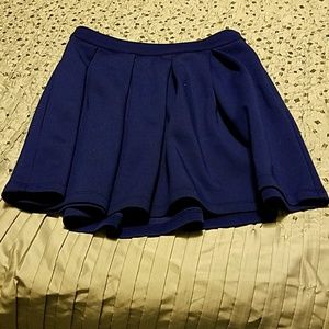 Forever 21 navy blue short skirt