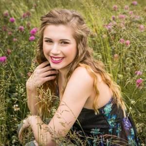 Meet your Posher, Brenna