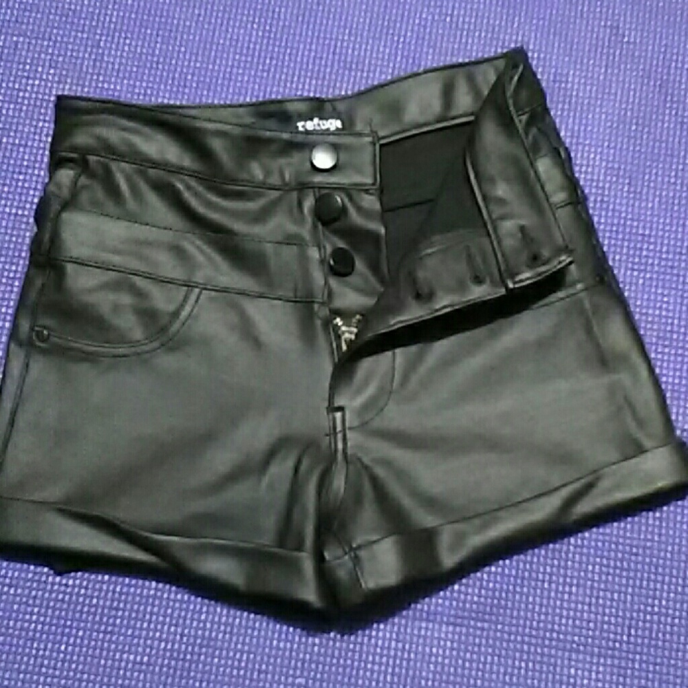 High waist shorts