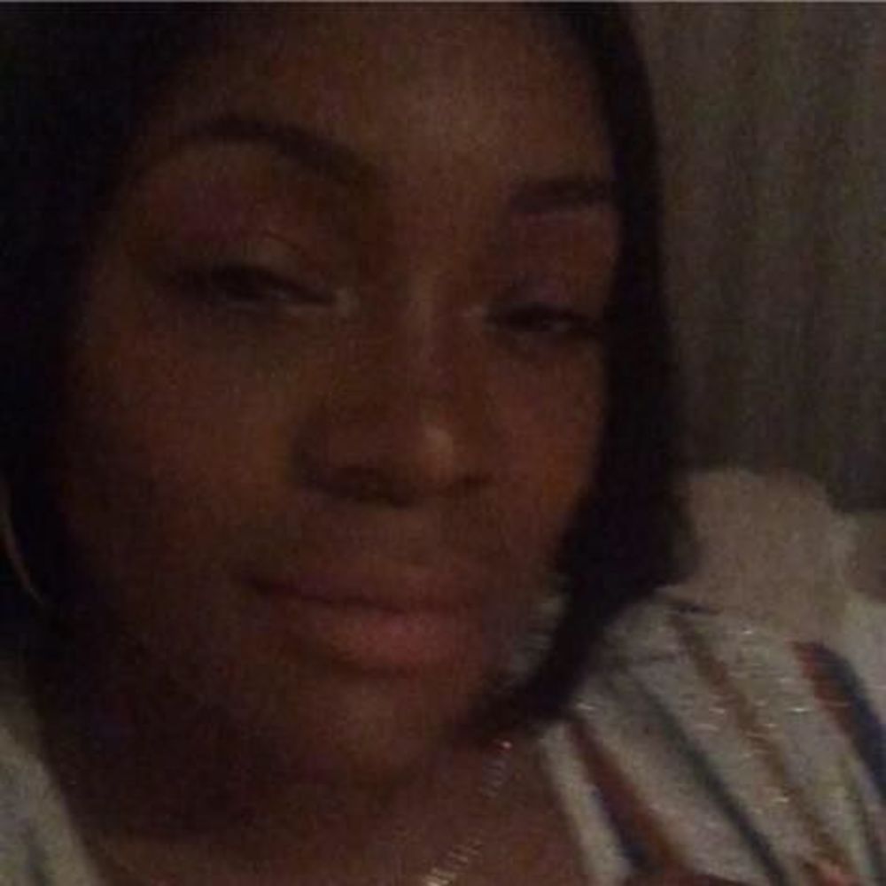 Meet your Posher, Latonya