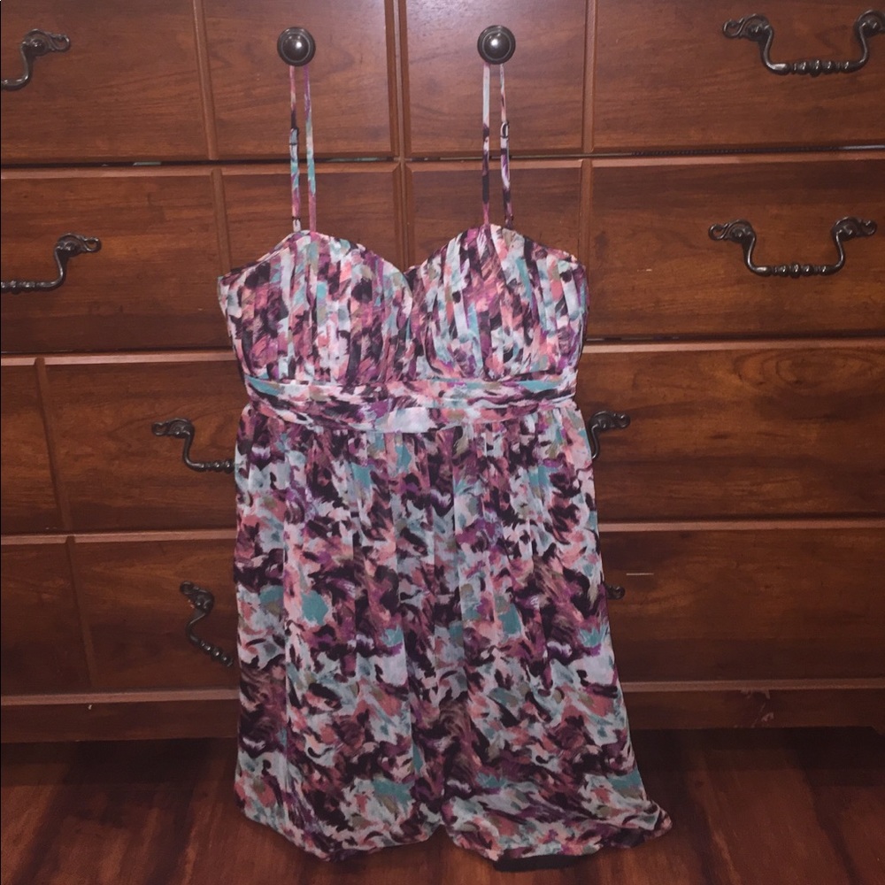 BCBG dress. Mid thigh length.