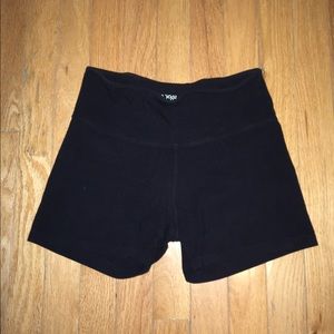 EcoYoga bamboo mid-rise shorts