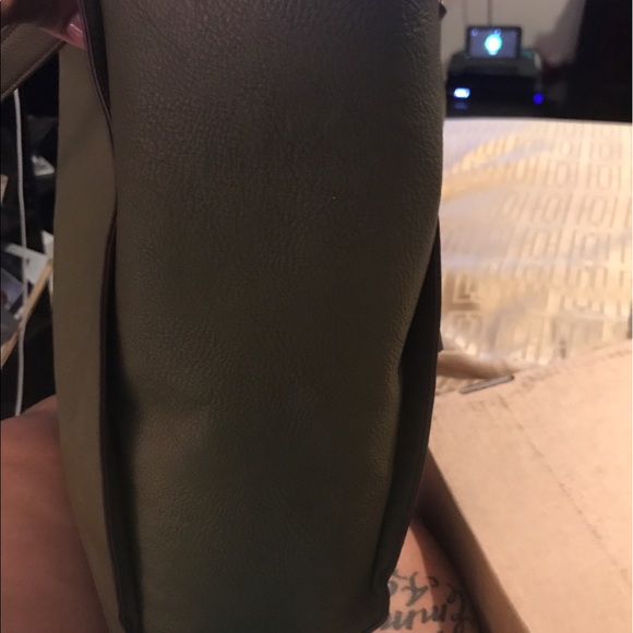 Handbag - Picture 5 of 5