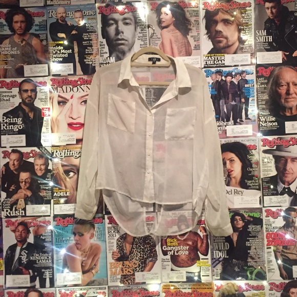 Button down - Picture 1 of 3